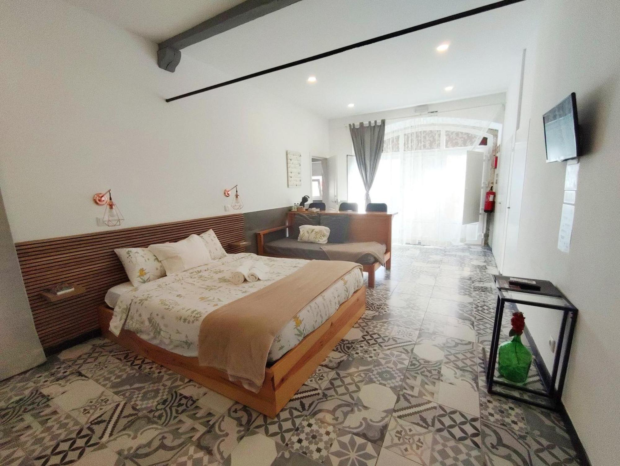 Apartamento De Cintra *